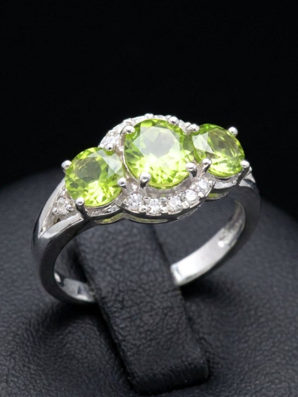 Vintage Three-Stone Peridot and Cubic Zirconia Sterling Silver Ring Size 6 - Picture 3 of 7